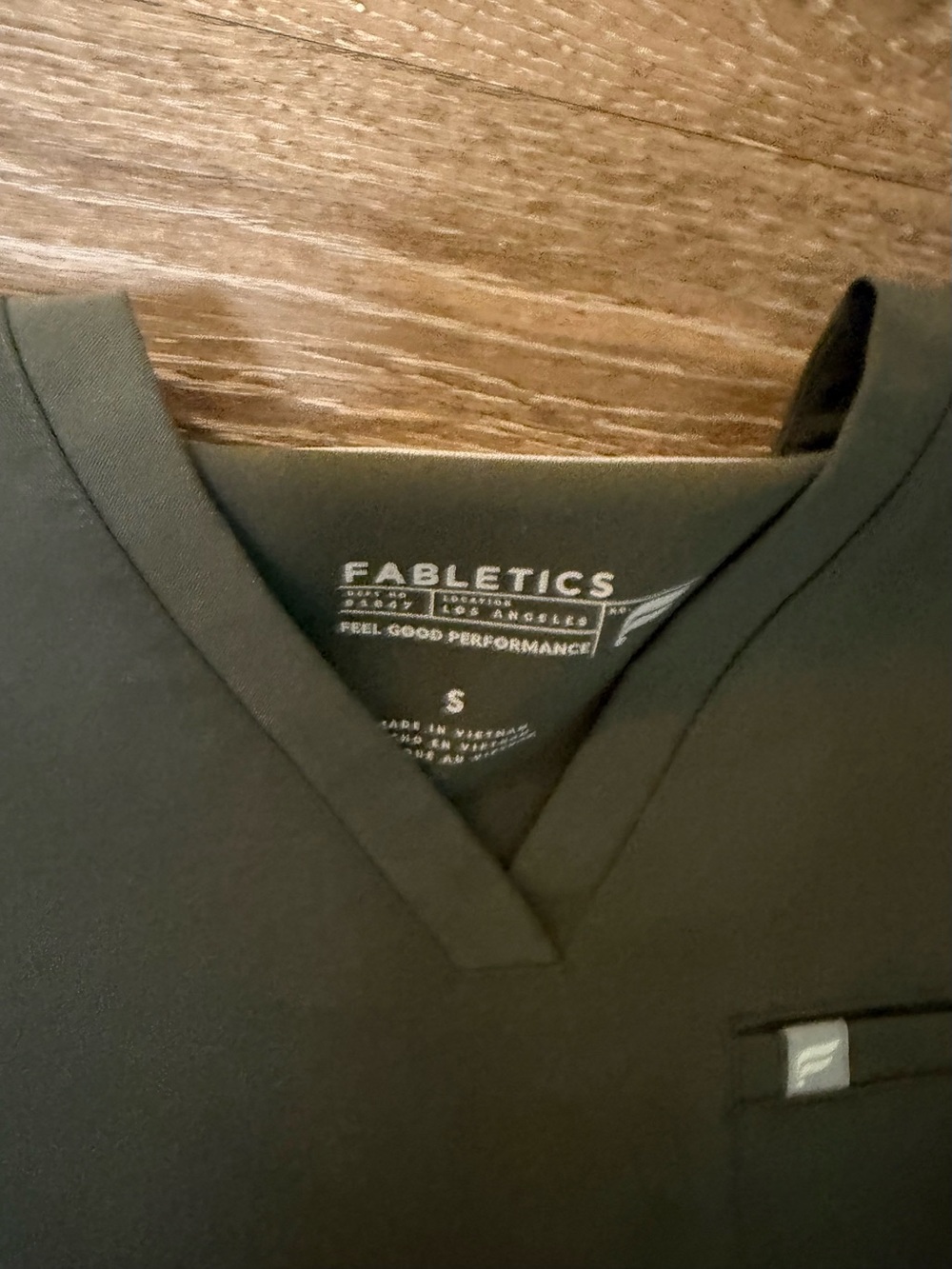 Fabletics Scrub Set - Picture 4 of 7